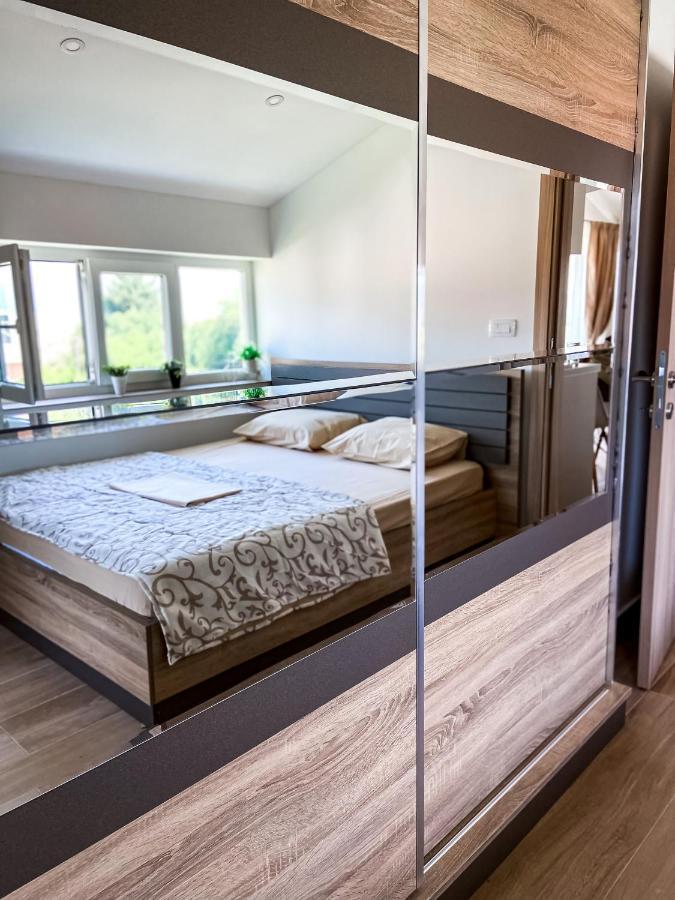 Mavalux Apartments Τίβατ Εξωτερικό φωτογραφία
