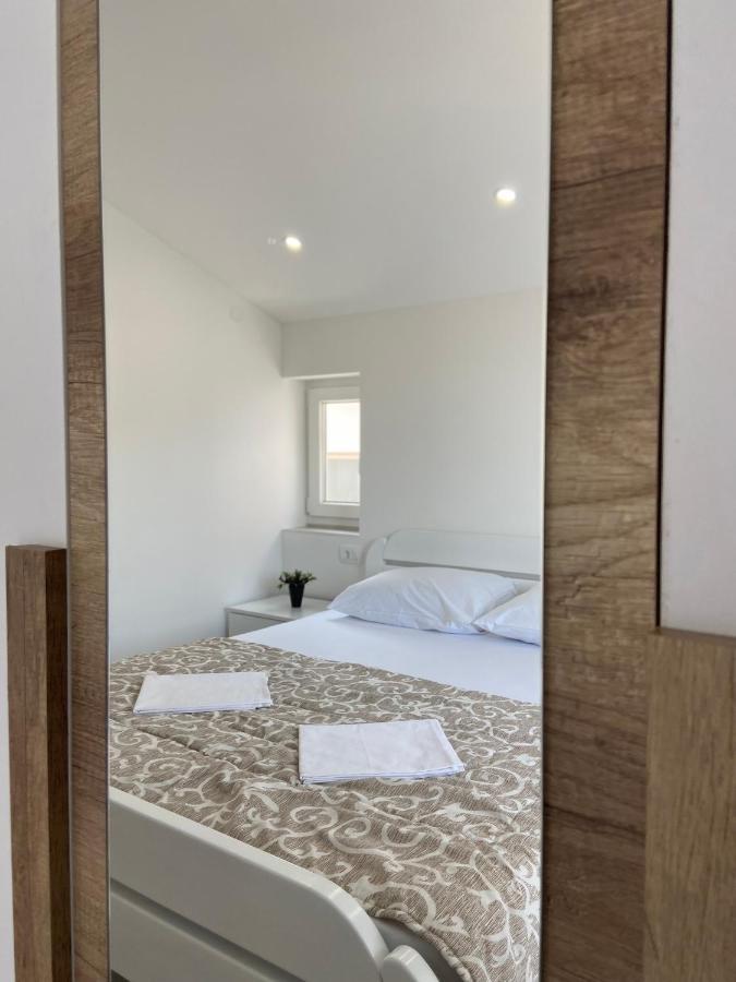 Mavalux Apartments Τίβατ Εξωτερικό φωτογραφία