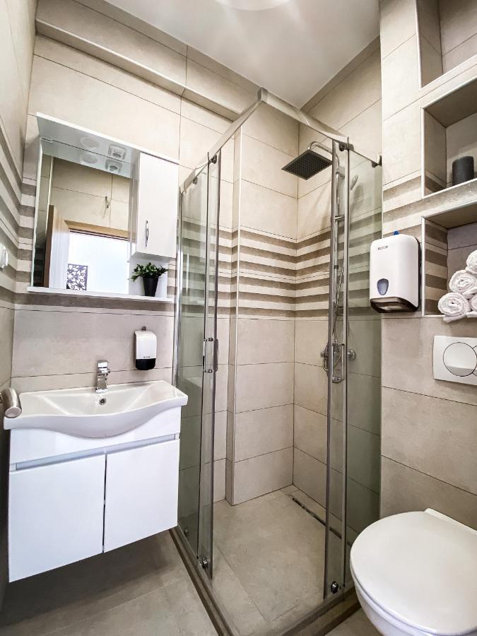Mavalux Apartments Τίβατ Εξωτερικό φωτογραφία