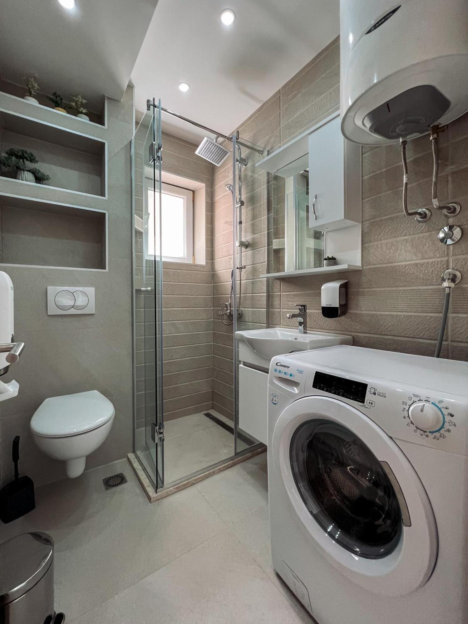 Mavalux Apartments Τίβατ Εξωτερικό φωτογραφία